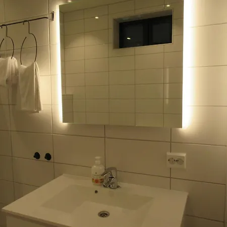 Housing - Prismen 3*
